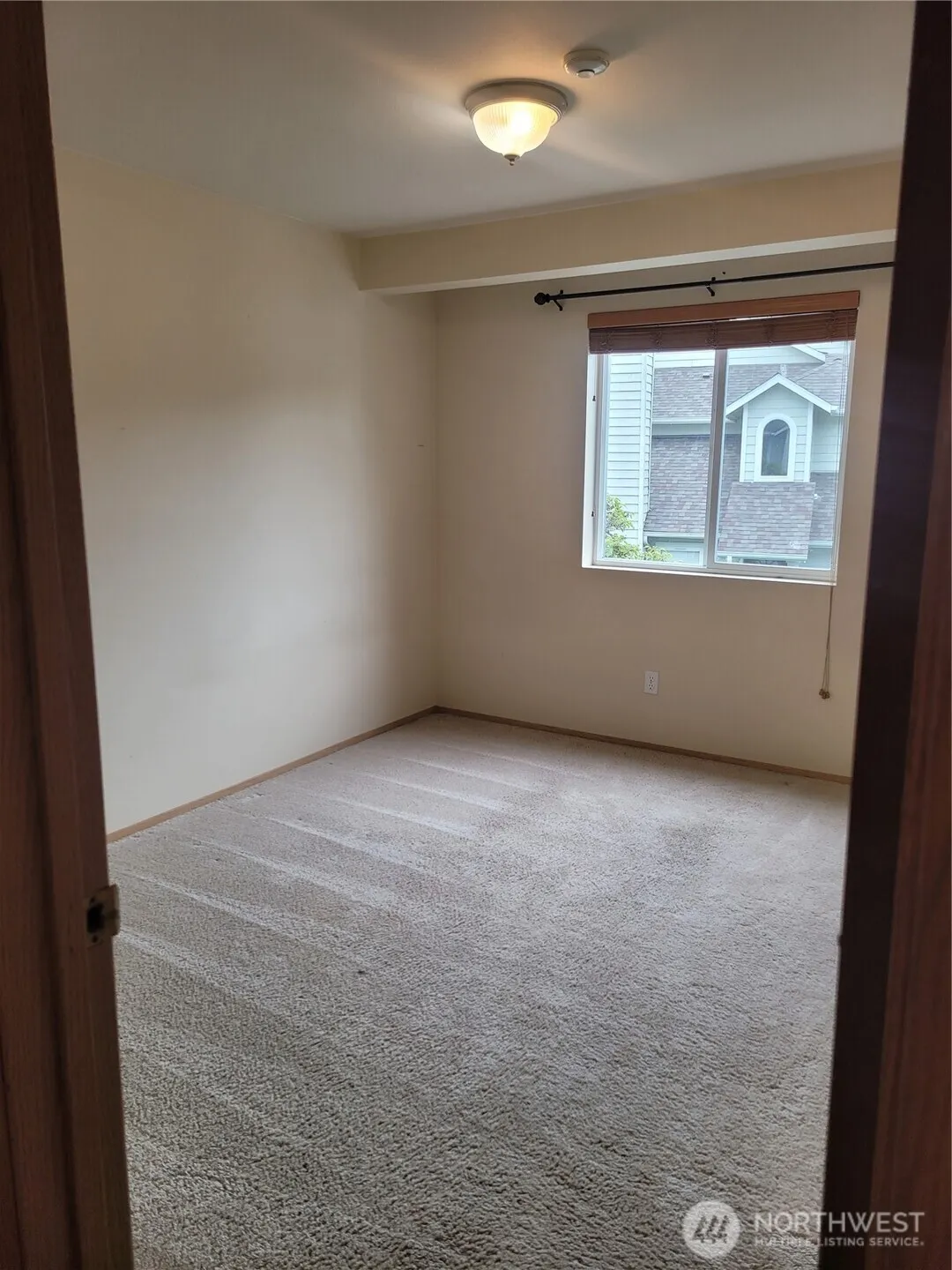 5004 168 Street SW #A, Lynnwood, WA 98037