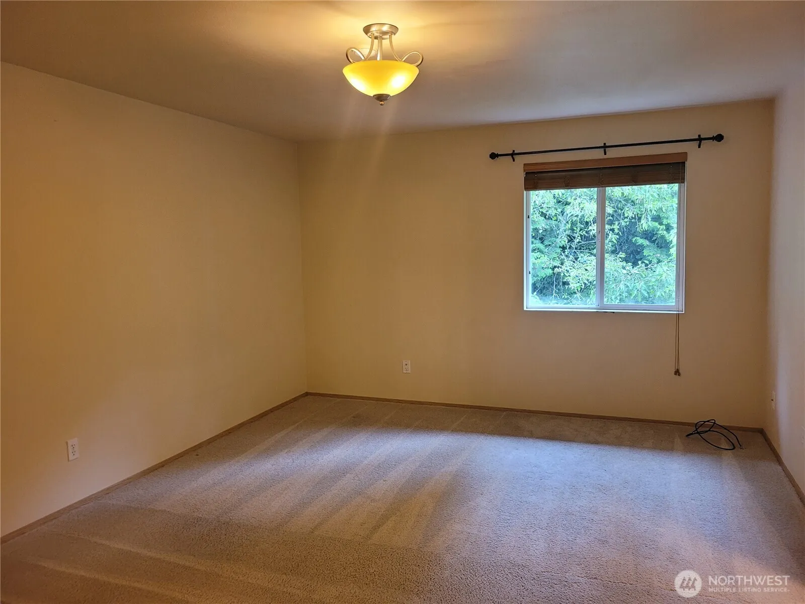 5004 168 Street SW #A, Lynnwood, WA 98037