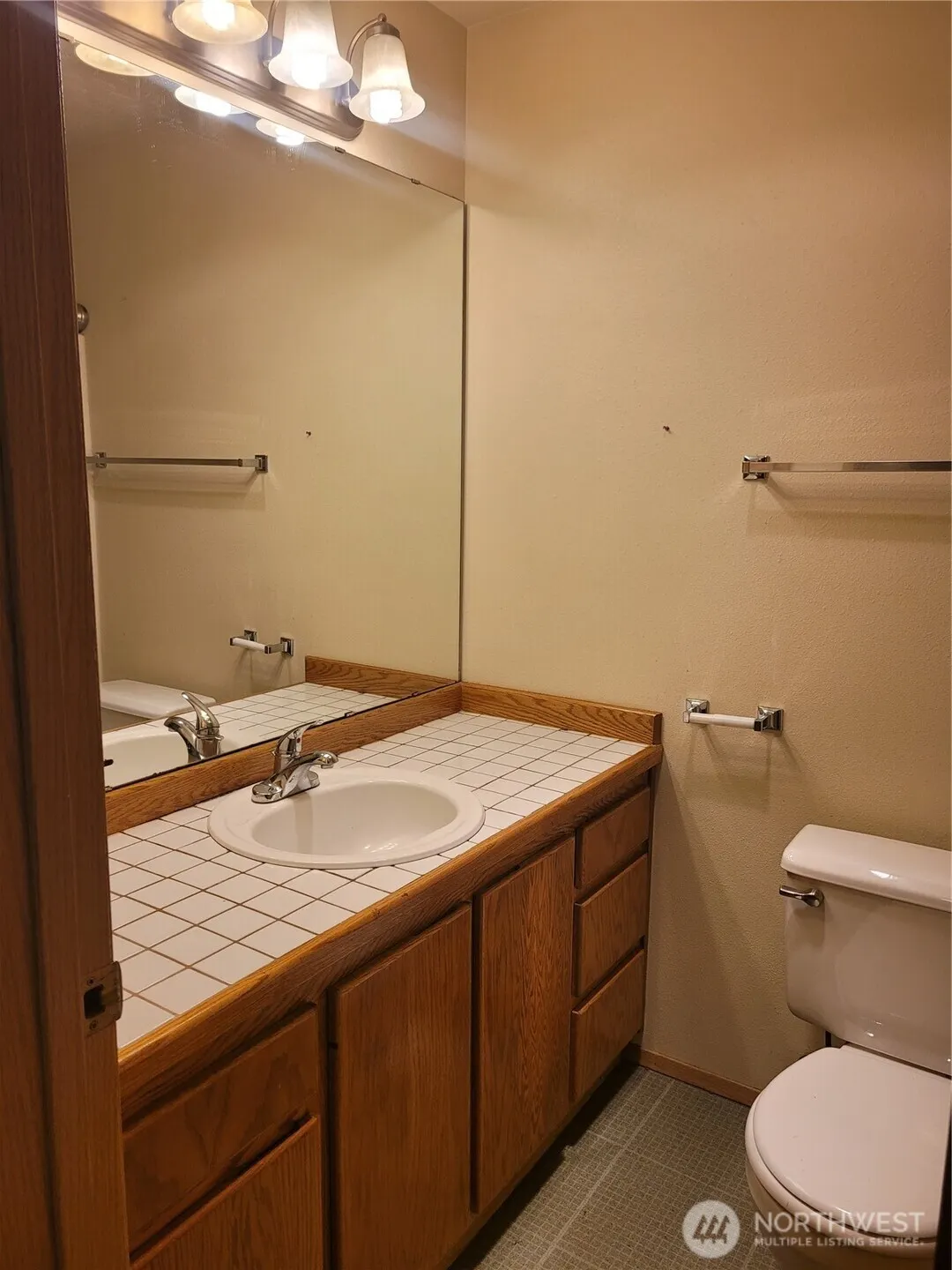 5004 168 Street SW #A, Lynnwood, WA 98037