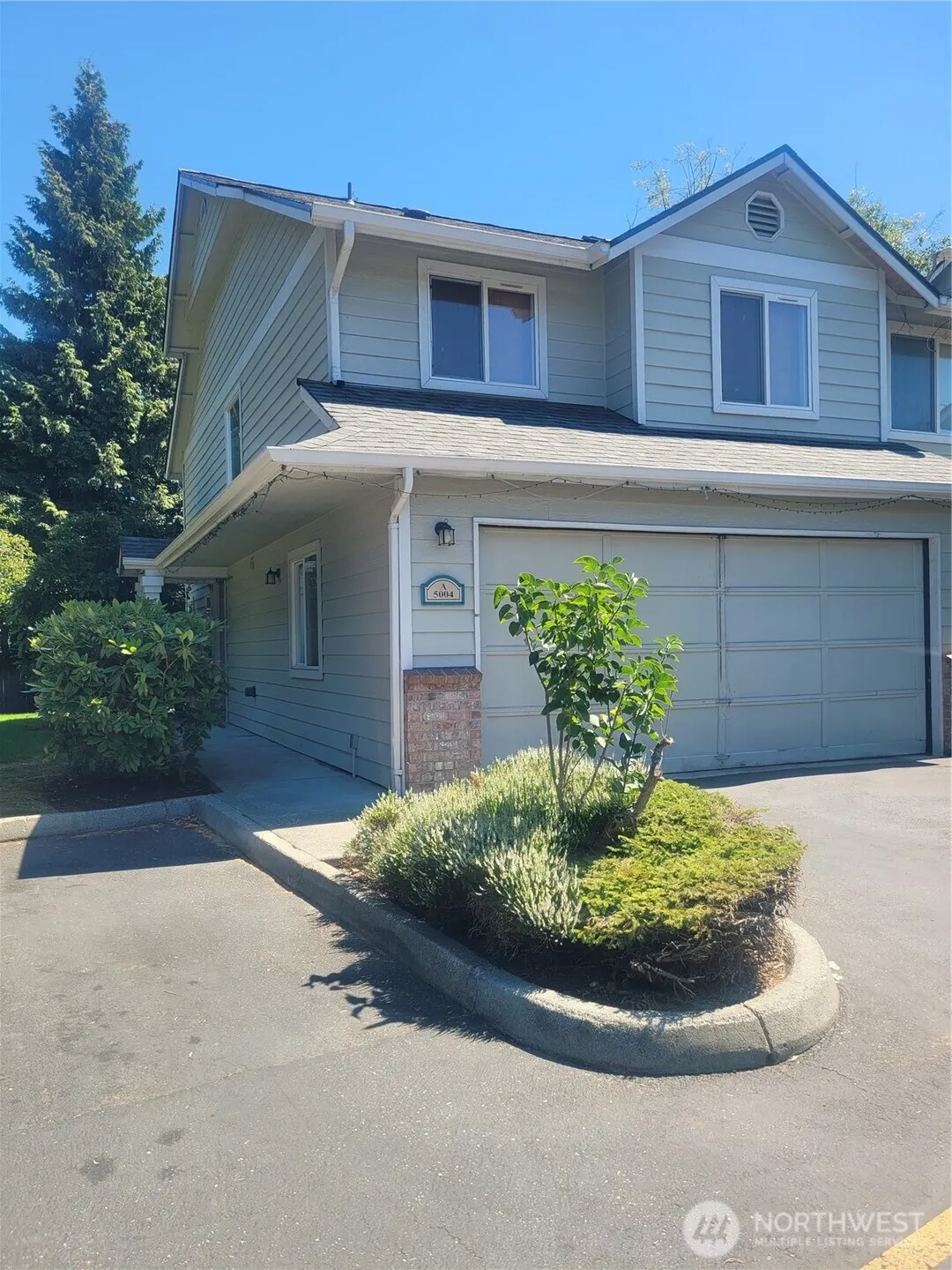 5004 168 Street SW #A, Lynnwood, WA 98037