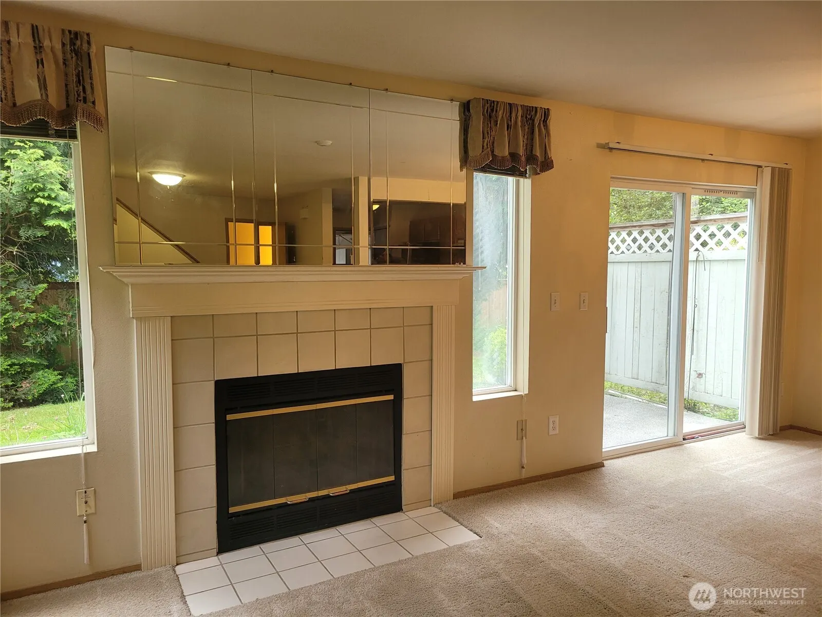 5004 168 Street SW #A, Lynnwood, WA 98037