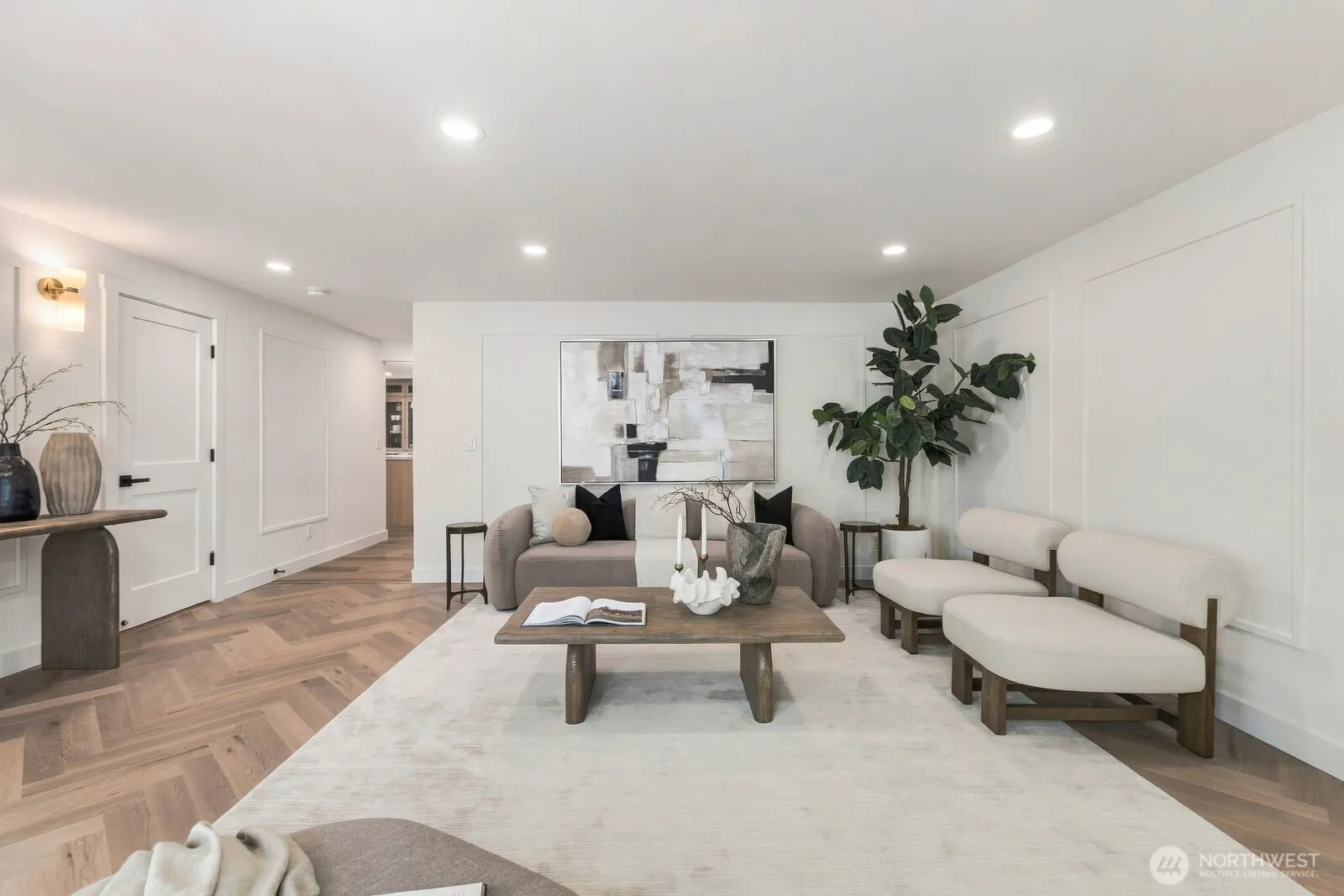 16839 NE 18th Street , Bellevue, WA 98008