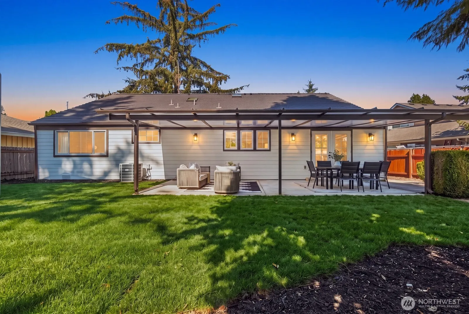 16839 NE 18th Street , Bellevue, WA 98008
