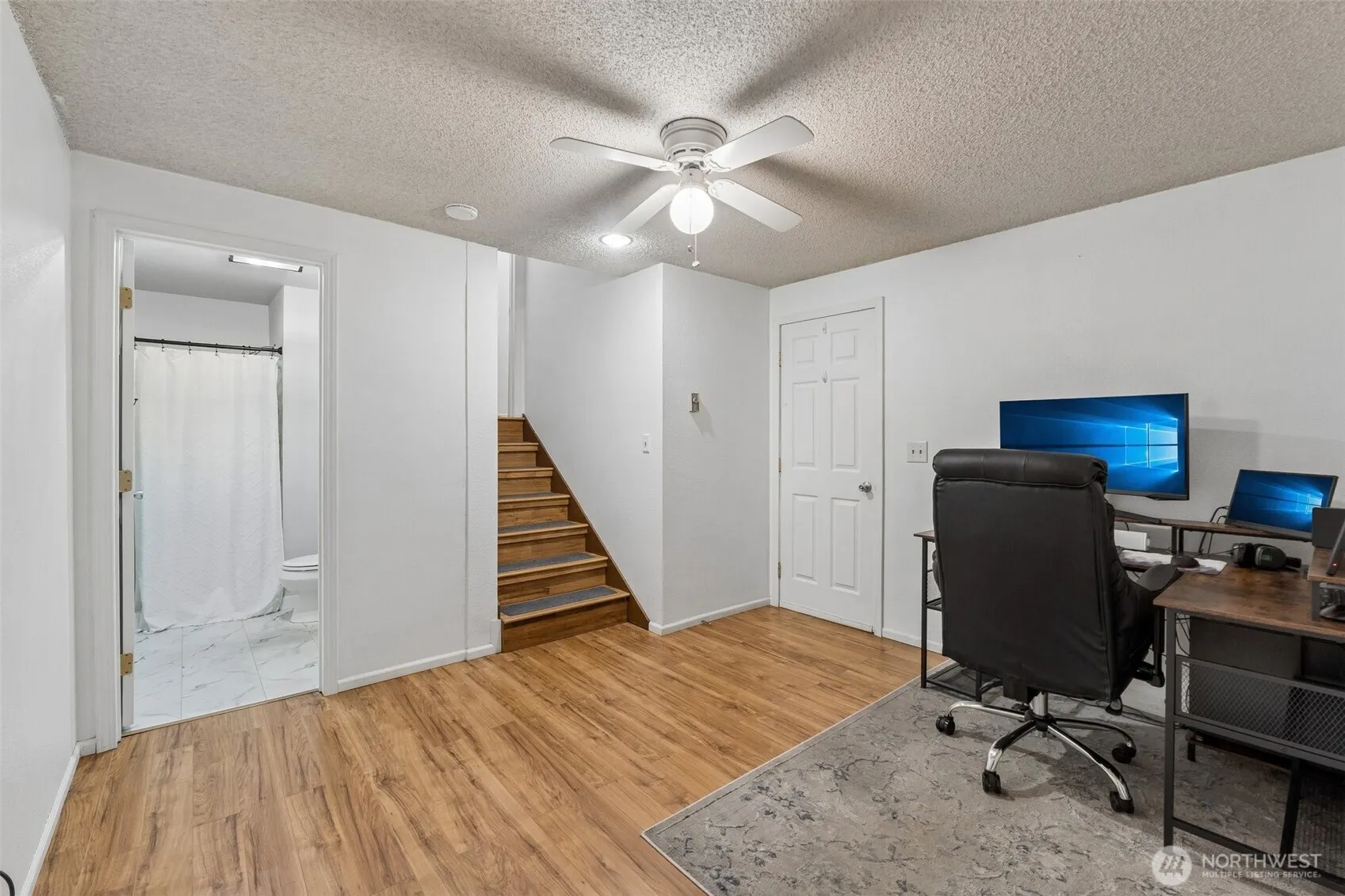 24625 45th Place S #20F2, Kent, WA 98032