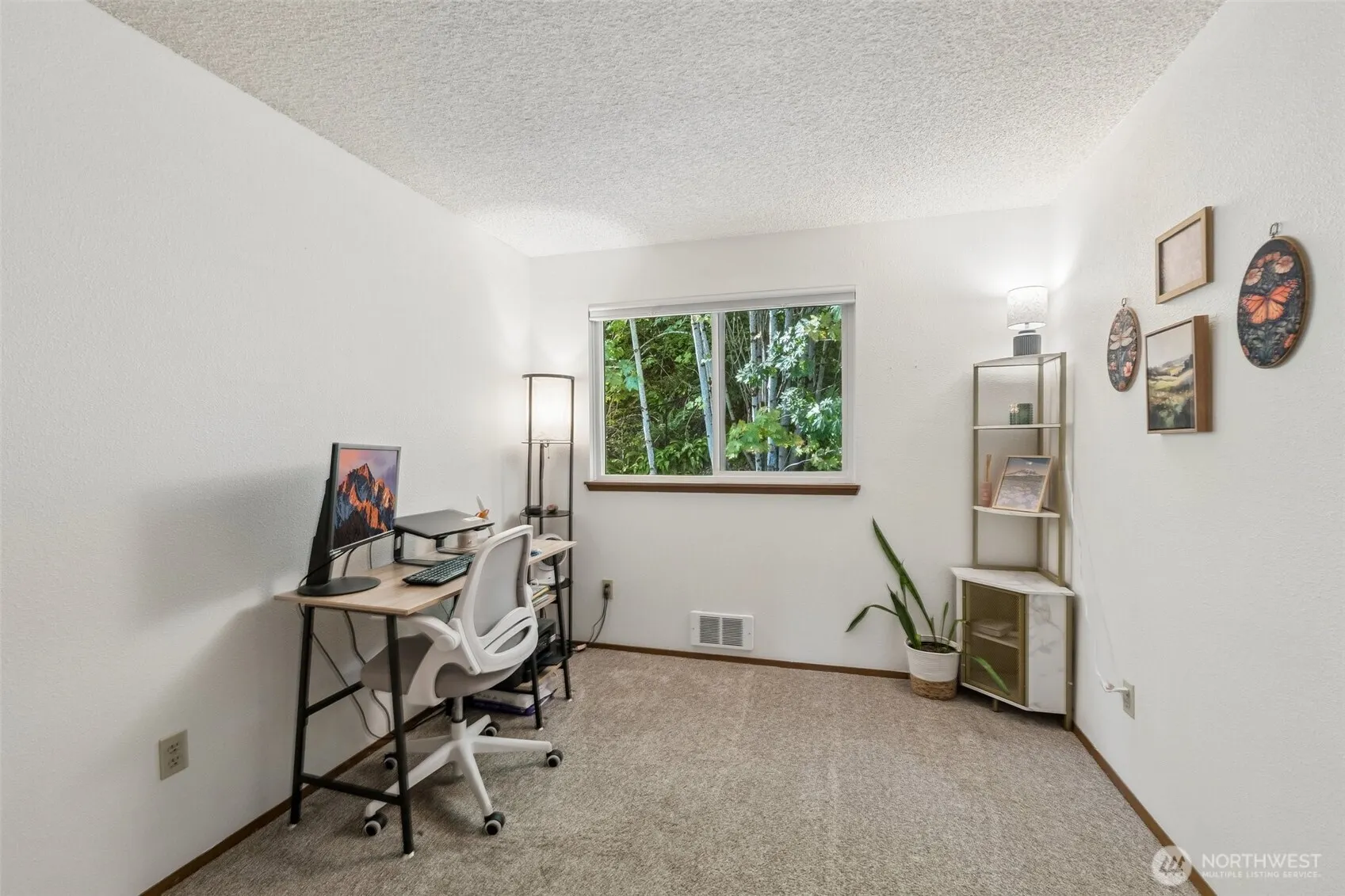 24625 45th Place S #20F2, Kent, WA 98032