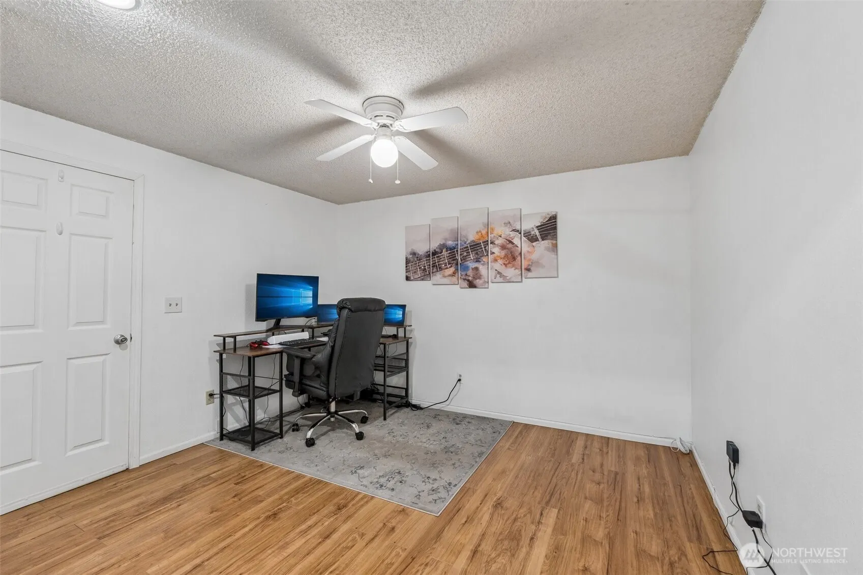 24625 45th Place S #20F2, Kent, WA 98032