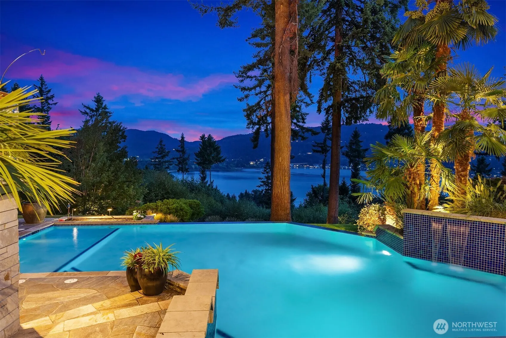 3532 207th Avenue SE, Sammamish, WA 98075-9688