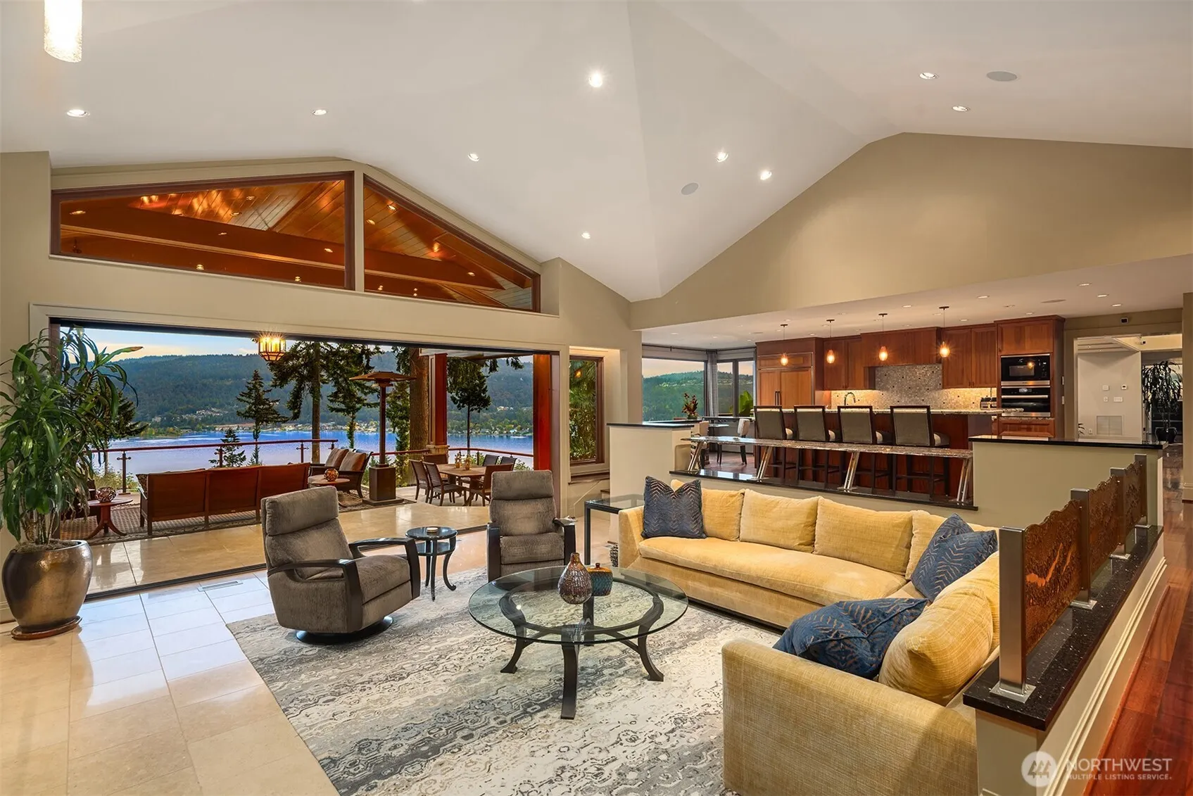 3532 207th Avenue SE, Sammamish, WA 98075-9688