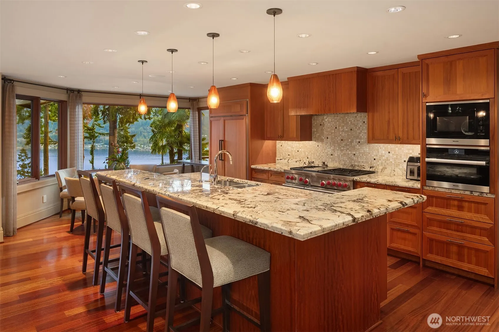 3532 207th Avenue SE, Sammamish, WA 98075-9688
