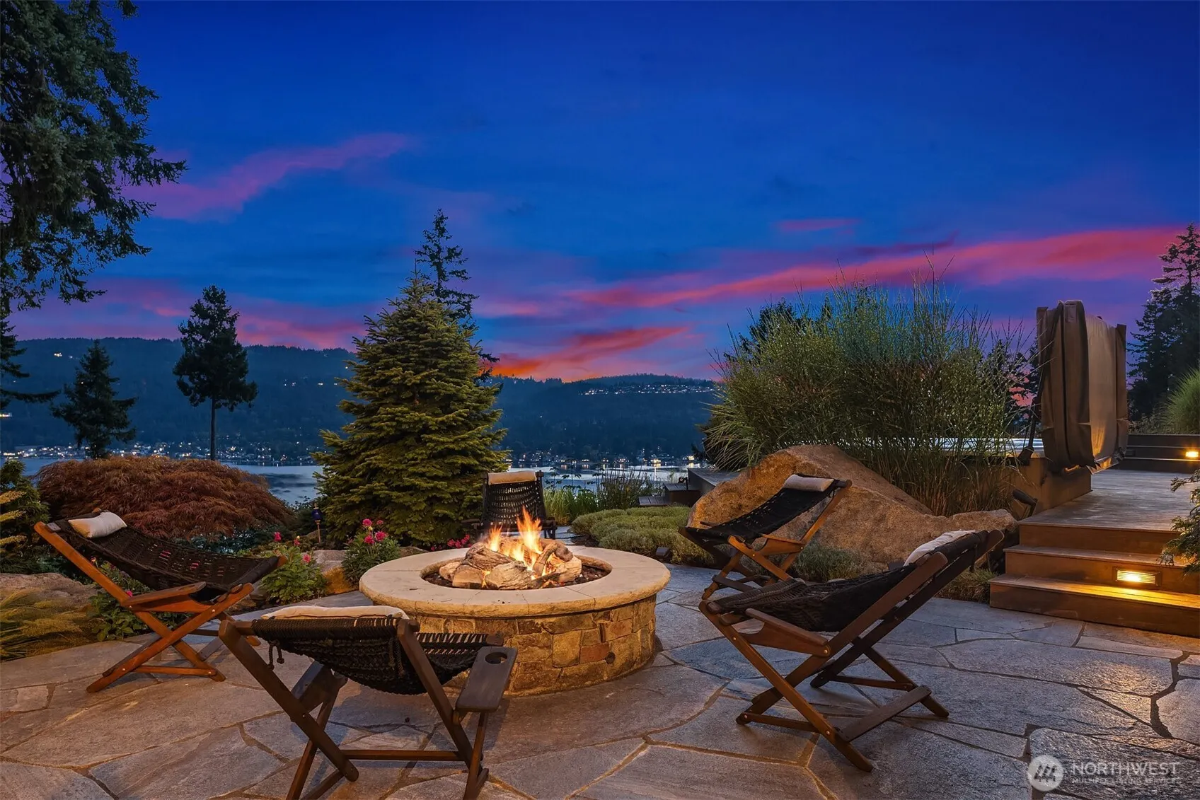 3532 207th Avenue SE, Sammamish, WA 98075-9688