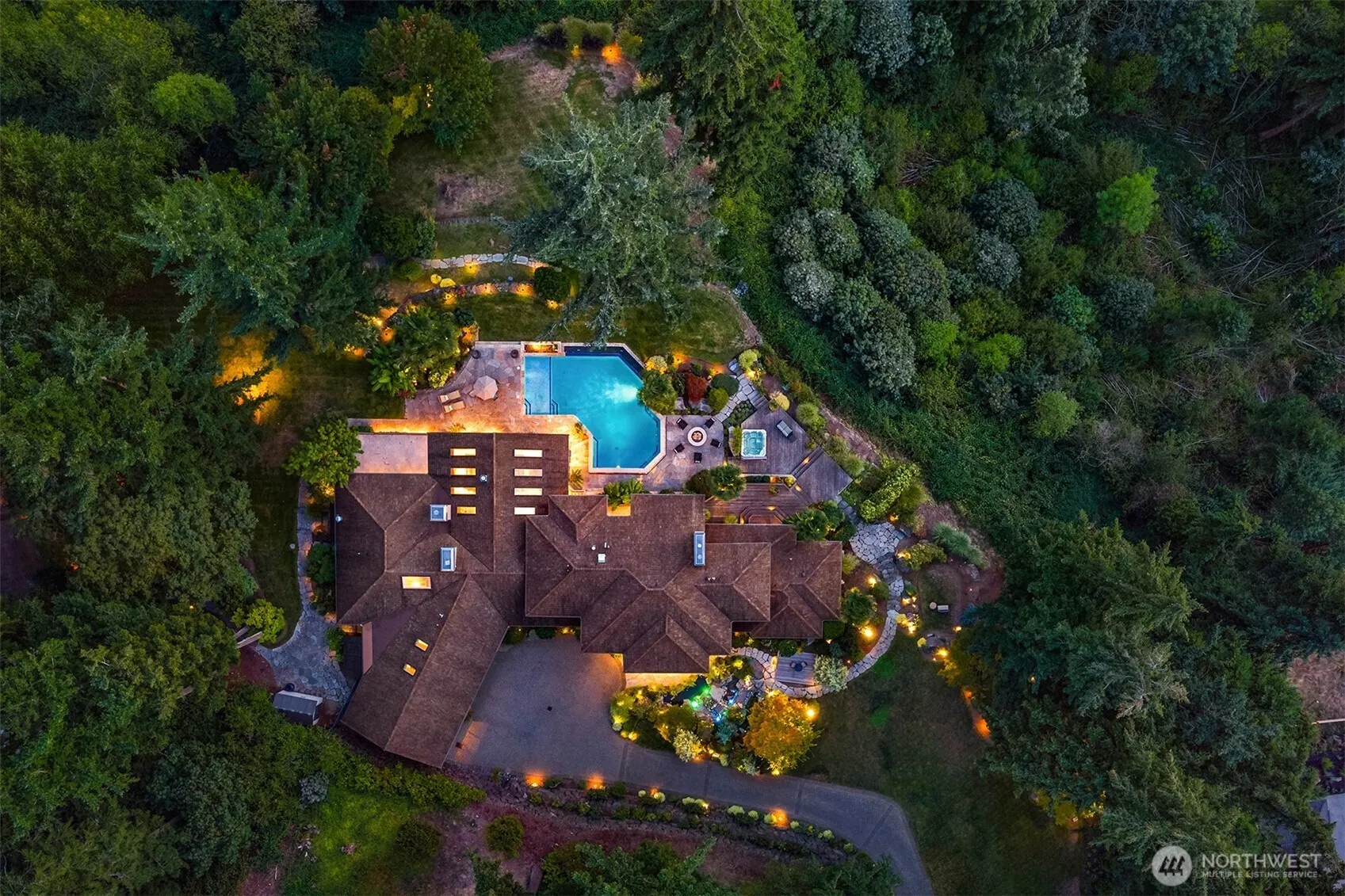 3532 207th Avenue SE, Sammamish, WA 98075-9688