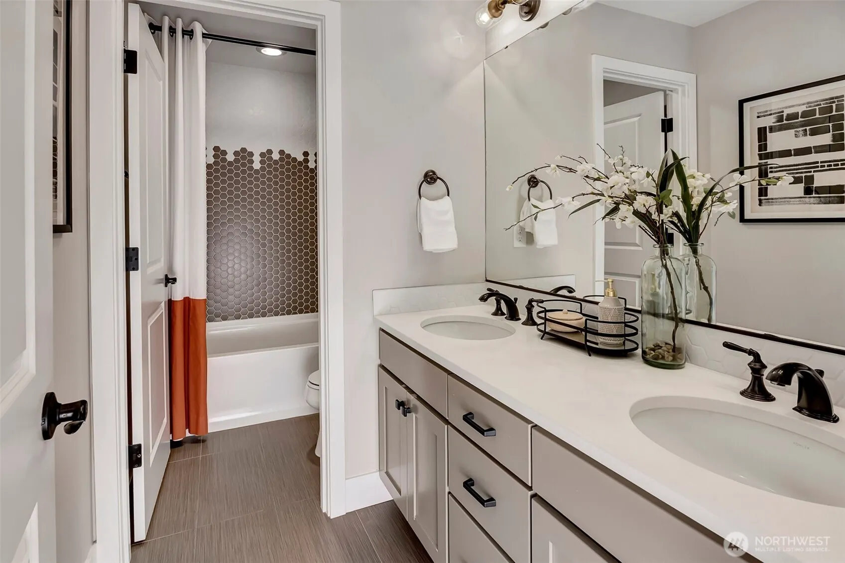 1444 242nd Avenue NE, Sammamish, WA 98074