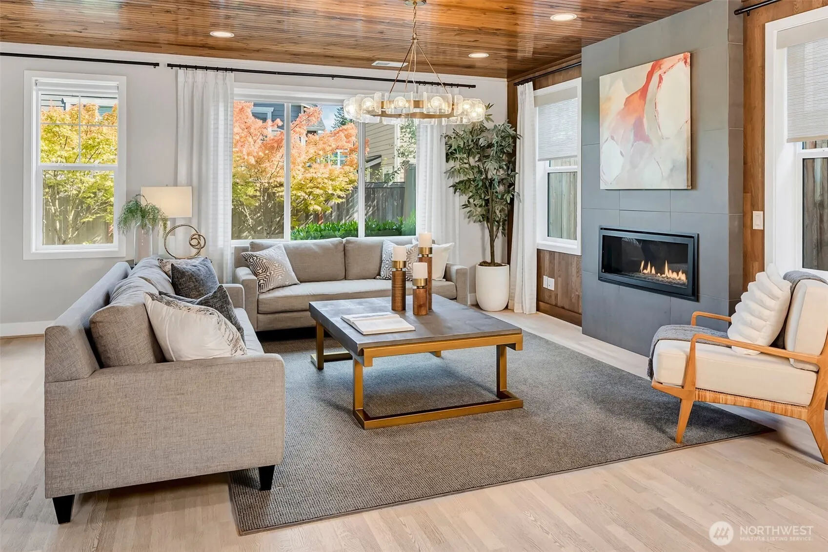1444 242nd Avenue NE, Sammamish, WA 98074