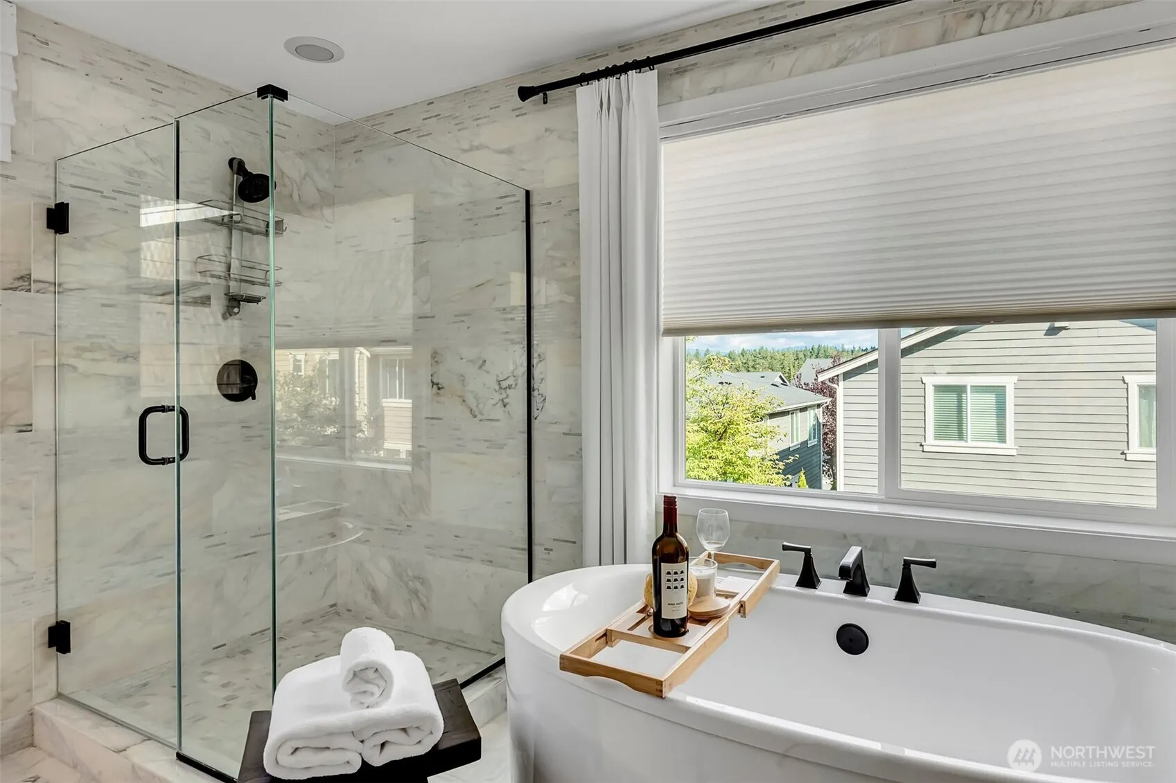 1444 242nd Avenue NE, Sammamish, WA 98074