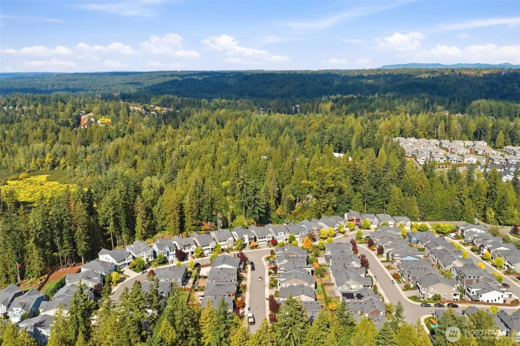 1444 242nd Avenue NE, Sammamish, WA 98074