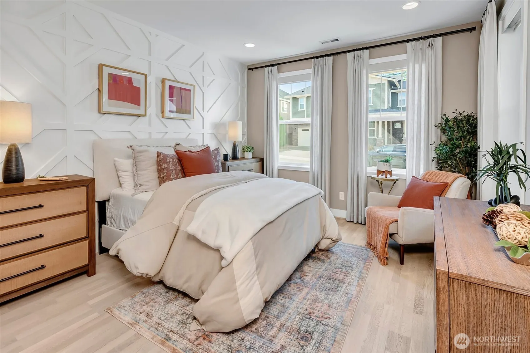 1444 242nd Avenue NE, Sammamish, WA 98074