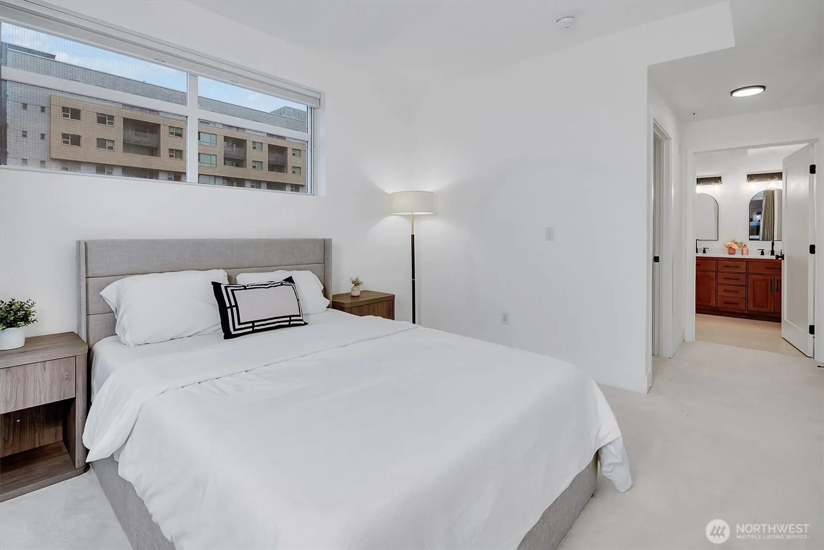 300 110th Avenue NE #314, Bellevue, WA 98004