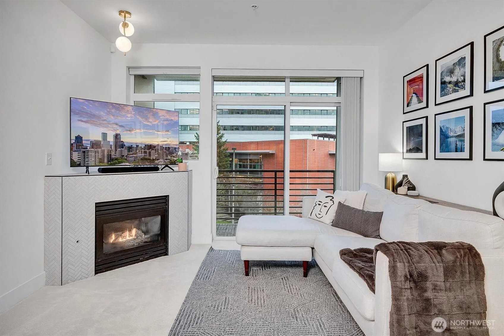 300 110th Avenue NE #314, Bellevue, WA 98004