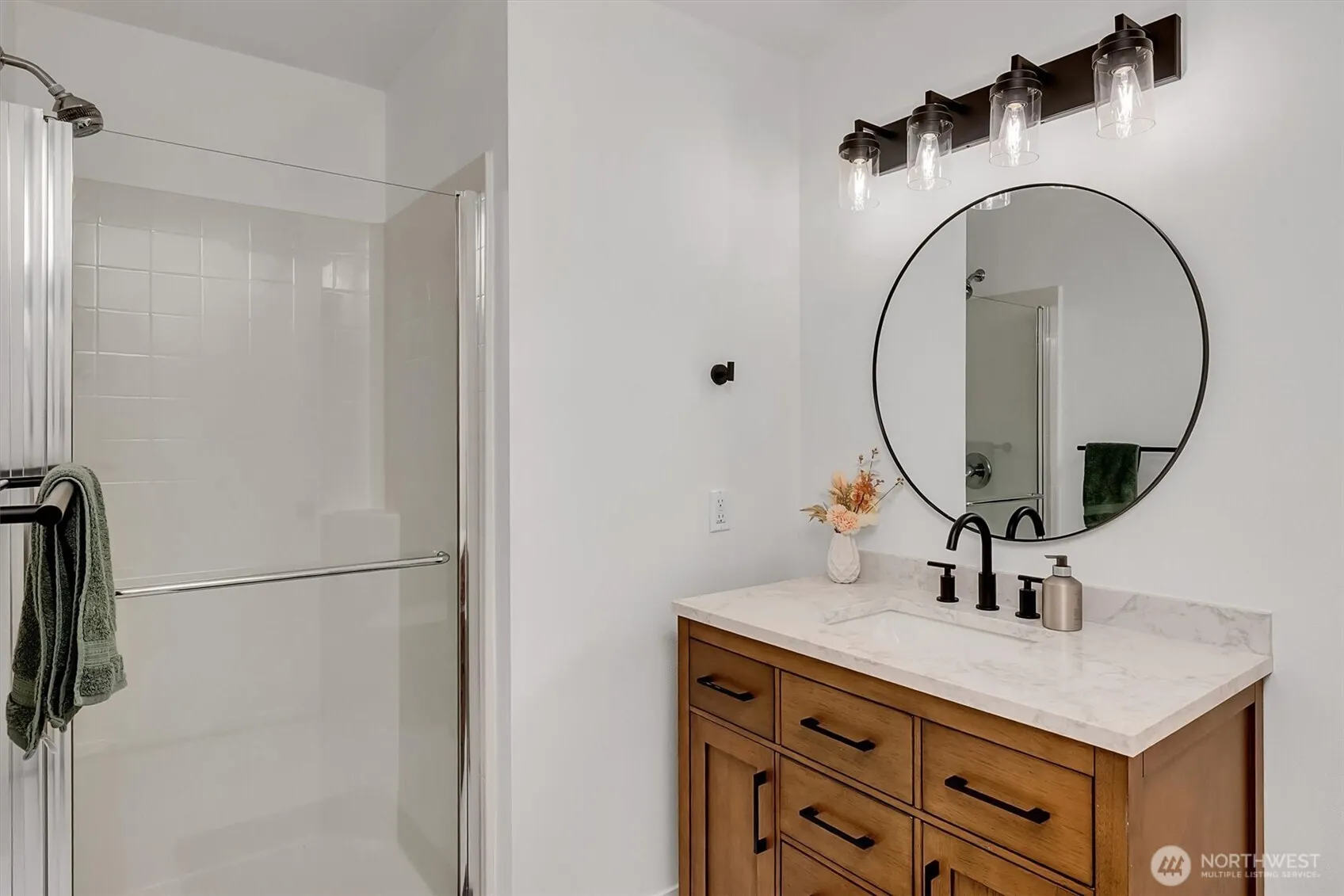 300 110th Avenue NE #314, Bellevue, WA 98004