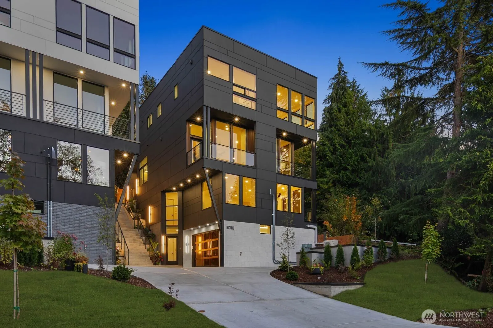 8018 45th Avenue SW, Seattle, WA 98136