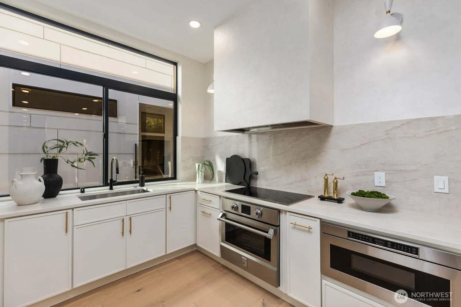 8018 45th Avenue SW, Seattle, WA 98136