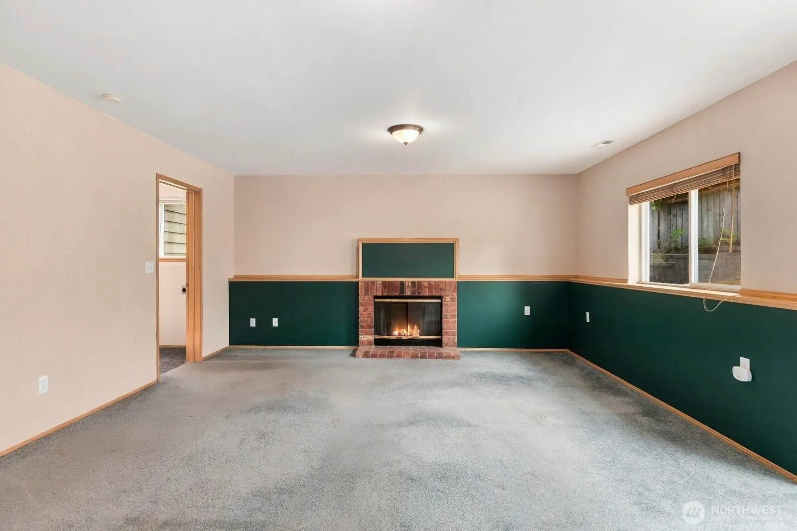 15928 Larch Way , Lynnwood, WA 98087