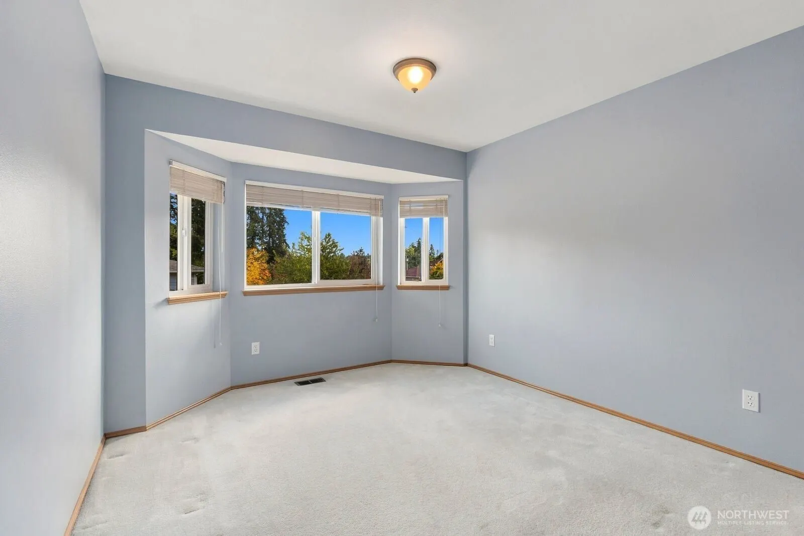 15928 Larch Way , Lynnwood, WA 98087