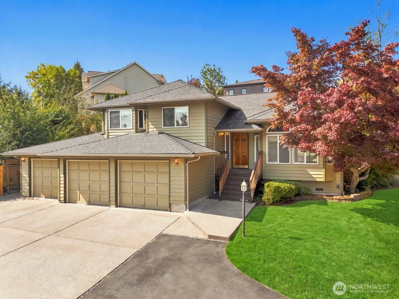 15928 Larch Way , Lynnwood, WA 98087