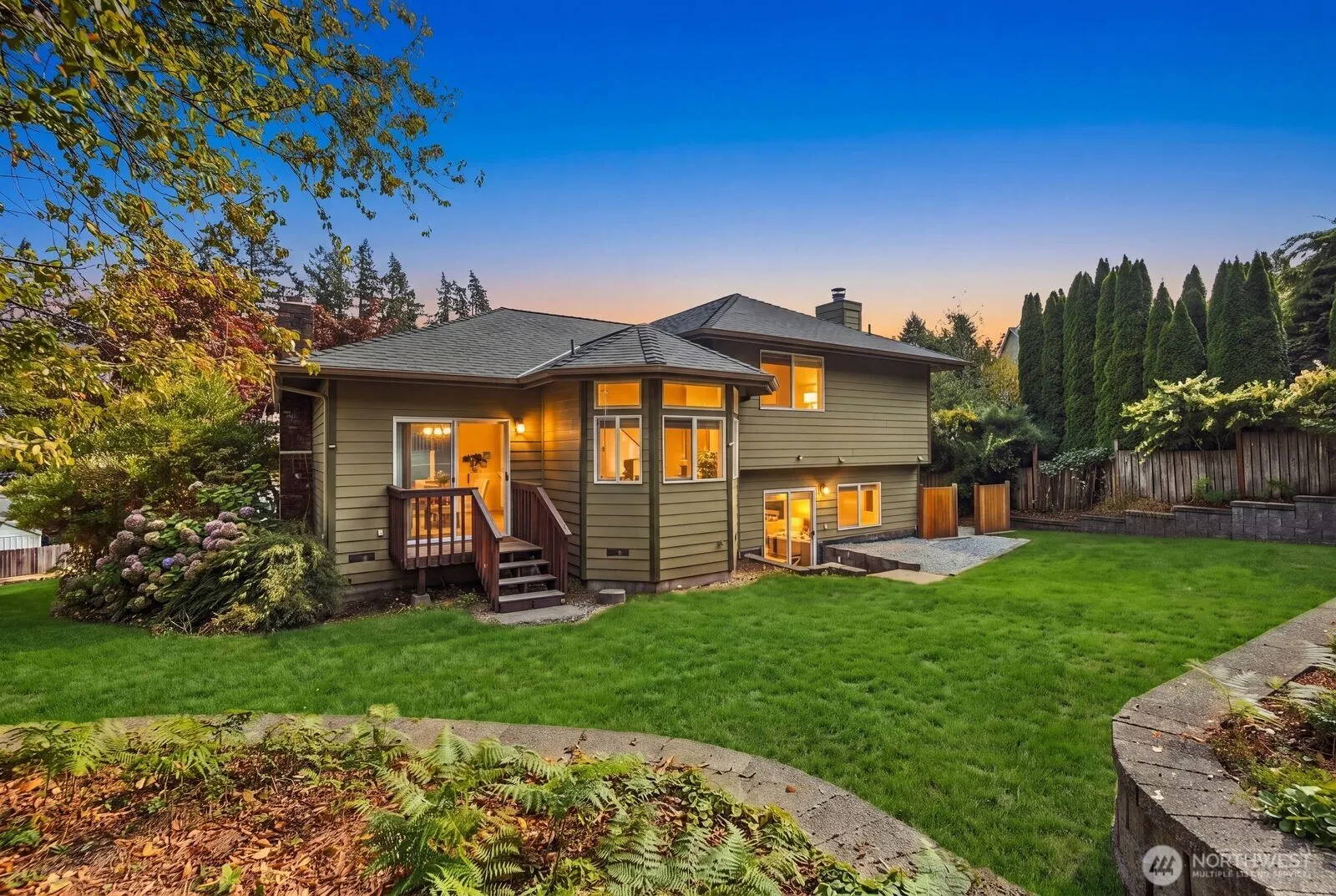15928 Larch Way , Lynnwood, WA 98087