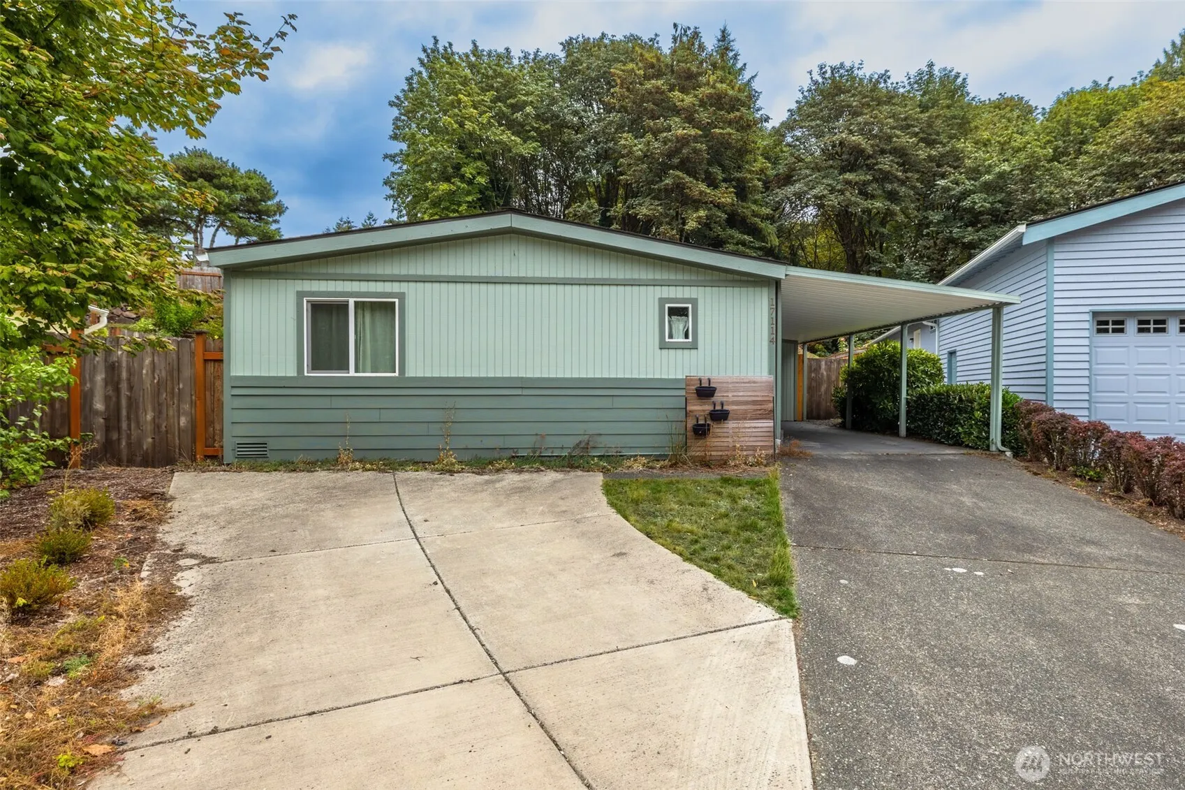 17114 117th Ct Ne , Bothell, WA 98011-5454