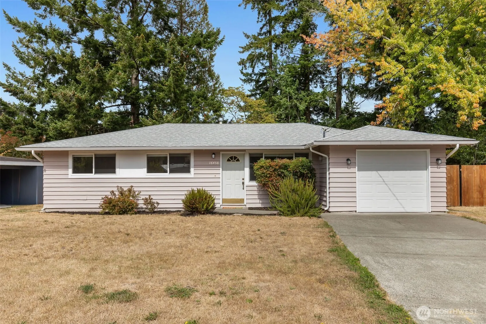 16458 NE 17th Place , Bellevue, WA 98008