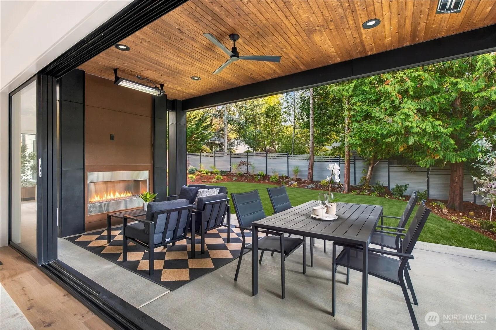 10237 SE 6th Street , Bellevue, WA 98004