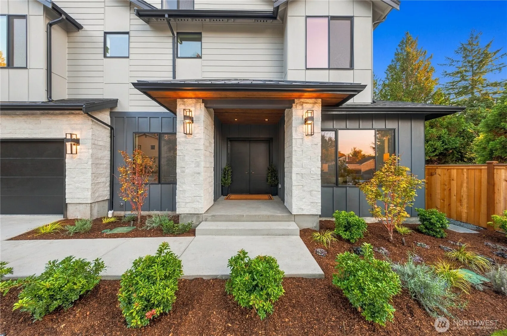 10237 SE 6th Street , Bellevue, WA 98004