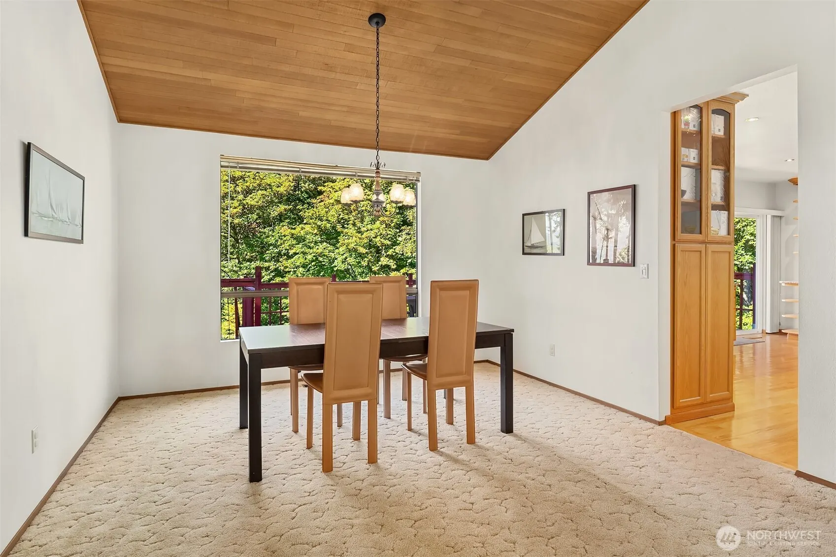 19516 SE 23rd Street , Sammamish, WA 98075