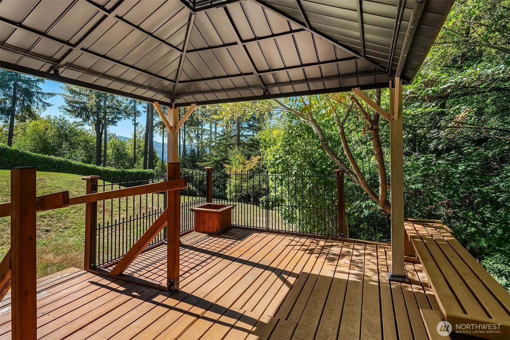 19516 SE 23rd Street , Sammamish, WA 98075