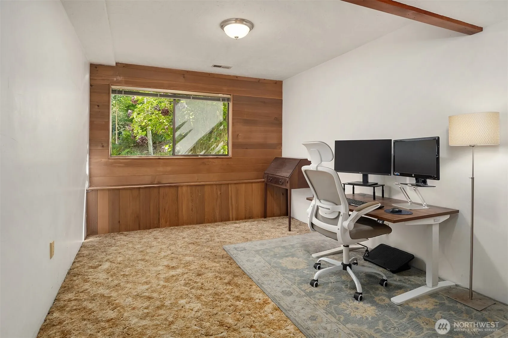 19516 SE 23rd Street , Sammamish, WA 98075