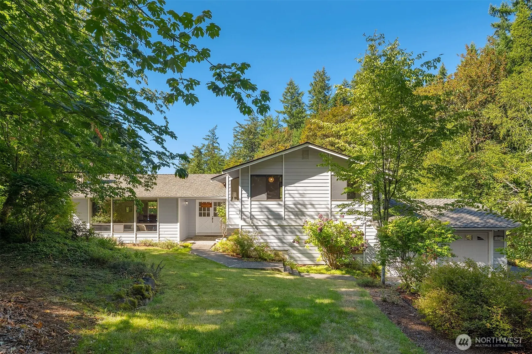 19516 SE 23rd Street , Sammamish, WA 98075