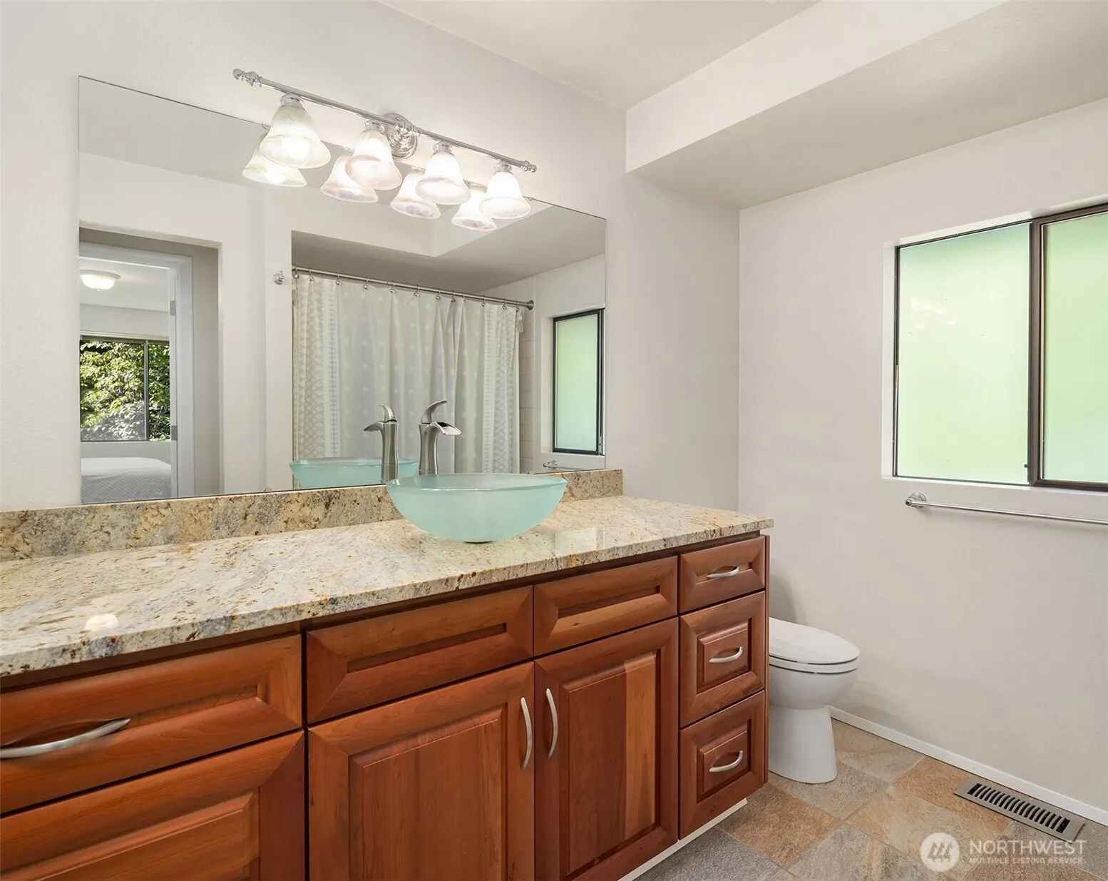 19516 SE 23rd Street , Sammamish, WA 98075