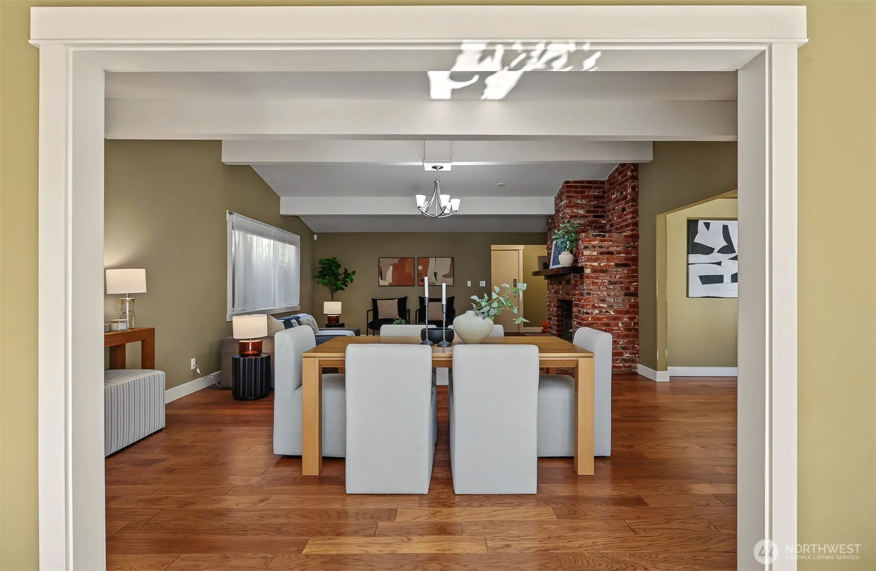 2526 204th Street SW, Lynnwood, WA 98036