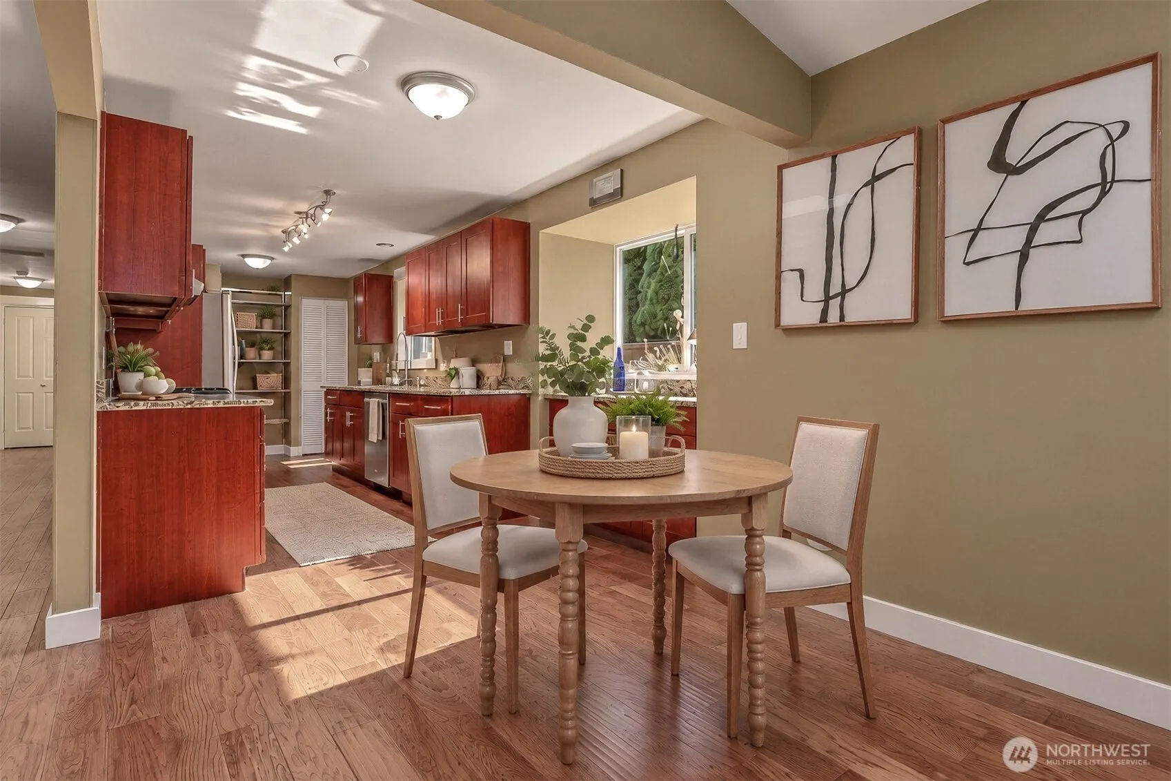 2526 204th Street SW, Lynnwood, WA 98036