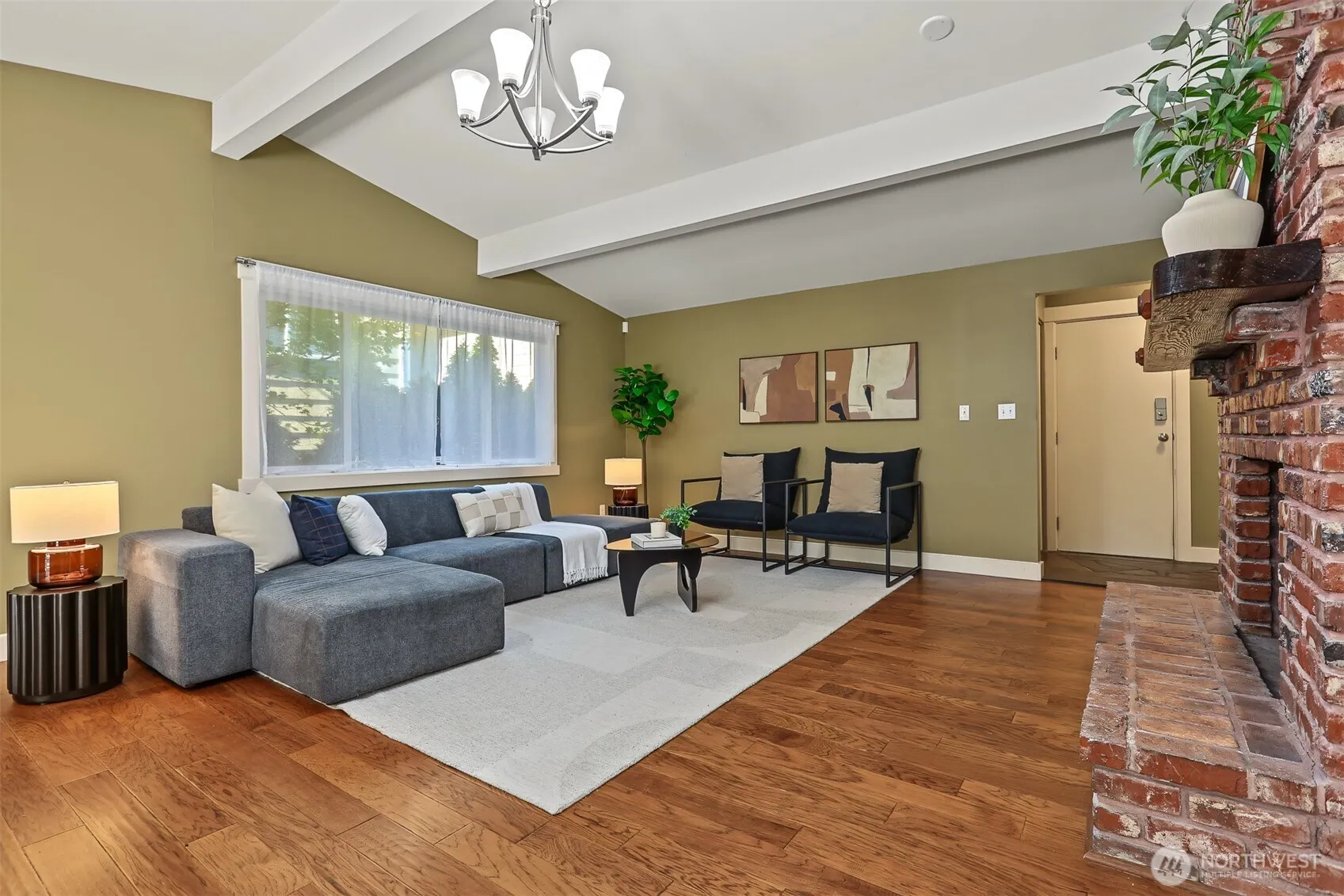 2526 204th Street SW, Lynnwood, WA 98036