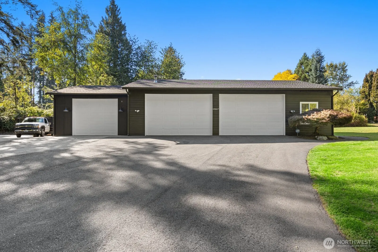 18607 165th Avenue NE, Woodinville, WA 98072