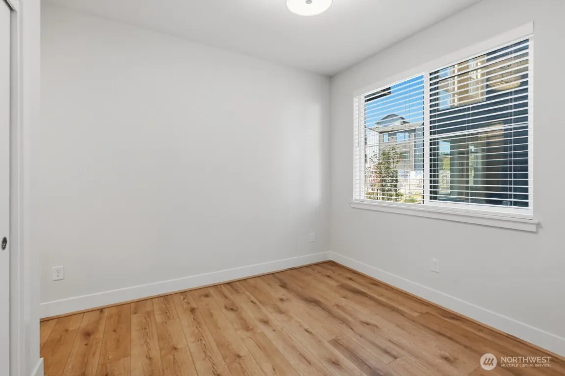 13364 NE 175th Place , Woodinville, WA 98072