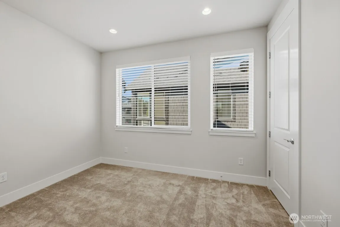 13364 NE 175th Place , Woodinville, WA 98072