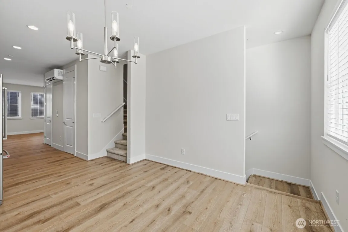 13364 NE 175th Place , Woodinville, WA 98072