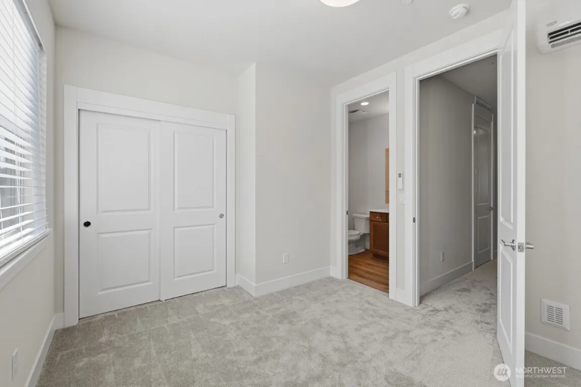 13364 NE 175th Place , Woodinville, WA 98072