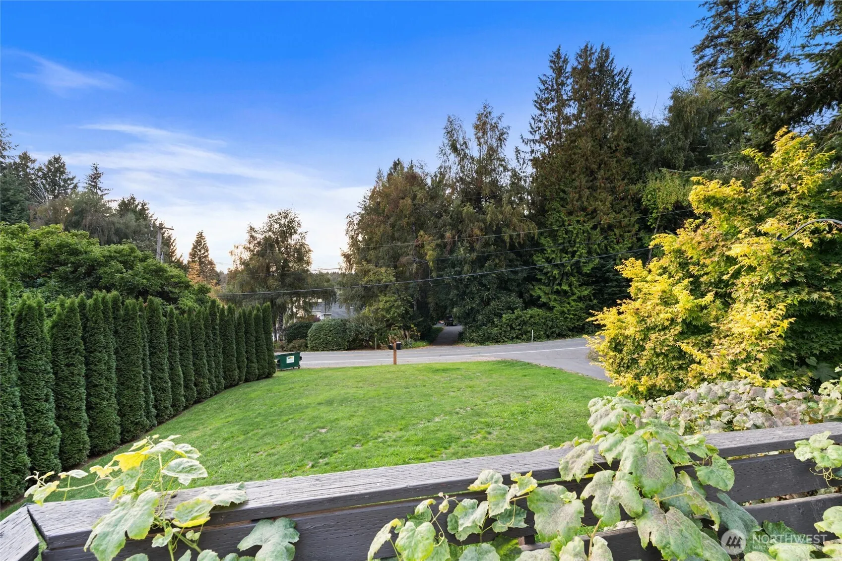 1228 S Lake Stickney Drive , Lynnwood, WA 98087