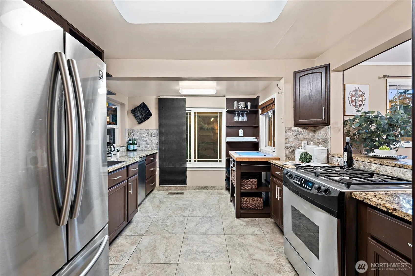 1228 S Lake Stickney Drive , Lynnwood, WA 98087