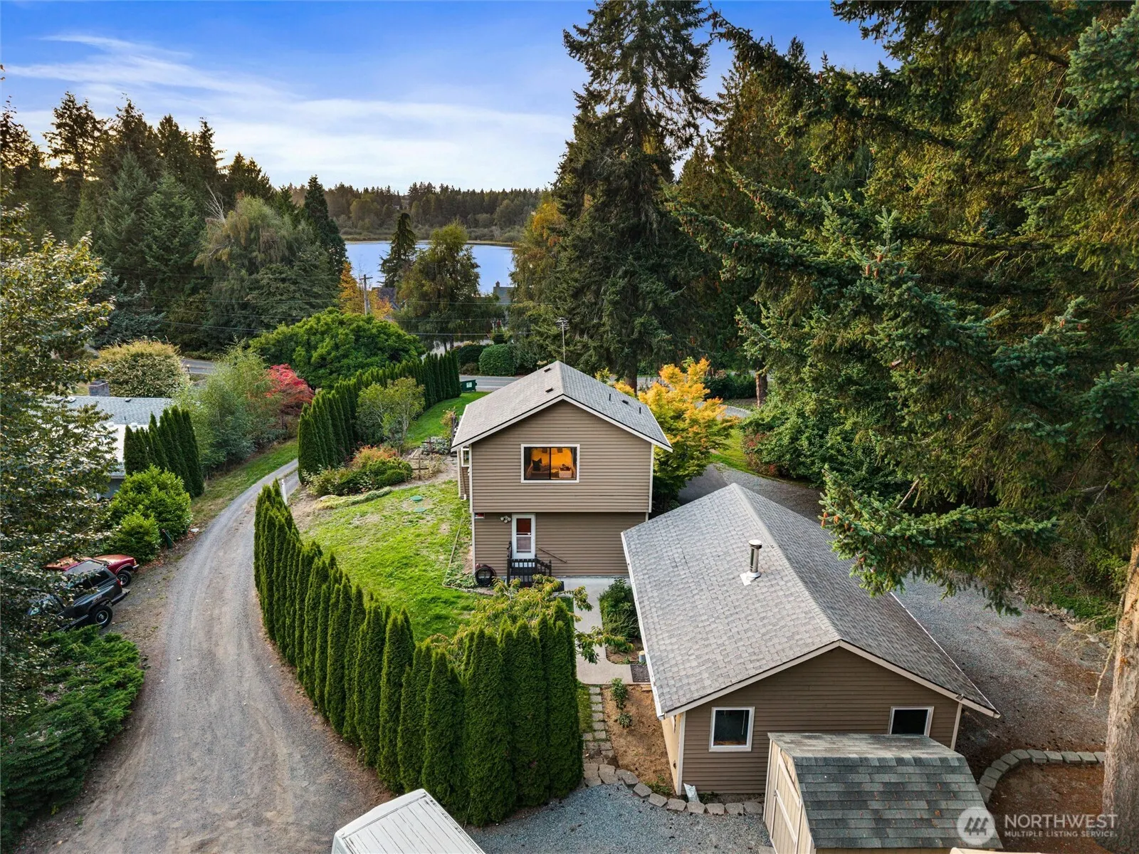 1228 S Lake Stickney Drive , Lynnwood, WA 98087