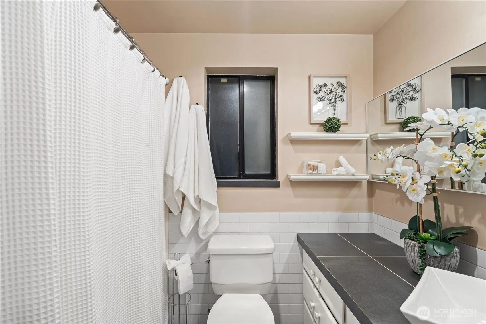 1228 S Lake Stickney Drive , Lynnwood, WA 98087